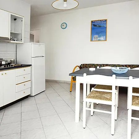 In 600m From The Sea Apartmán